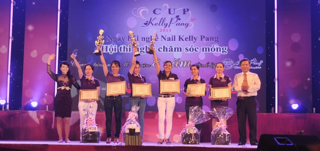 Những Bài Dự Thi Làm Móng Cup Kelly Pang 2011