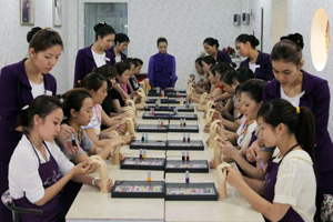 KellyPang Nail dạy làm móng chuyen nghiep