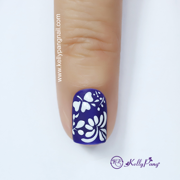 Hướng dẫn vẽ móng Click xem cách vẽ mẫu nail style hoa lá siêu nhanh Bước 4