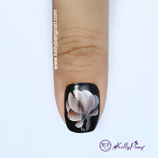Hướng dẫn vẽ móng Click xem cách vẽ mẫu nail hoa phong cách cổ điển Bước 3