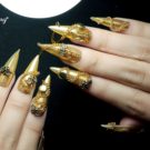 Cách Vẽ Nail Tông Vàng Gold Đính Kết Độc Lạ