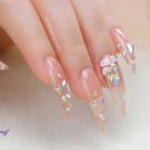 Cách Vẽ Nail Hoa Đào Kết Hợp Đá Pha Lê