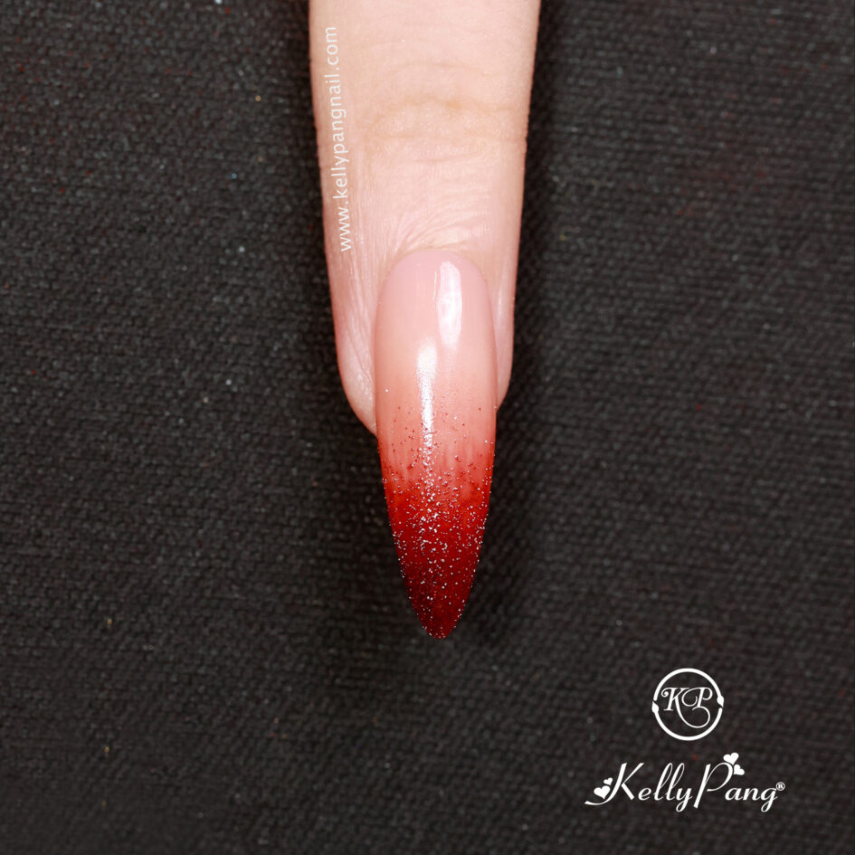 Hướng dẫn vẽ móng Cách Vẽ Nail Đỏ Ruby Ombre Đính Đá Kiêu Sa Bước 2 Hướng dẫn vẽ móng Cách Vẽ Nail Đỏ Ruby Ombre Đính Đá Kiêu Sa Bước 2