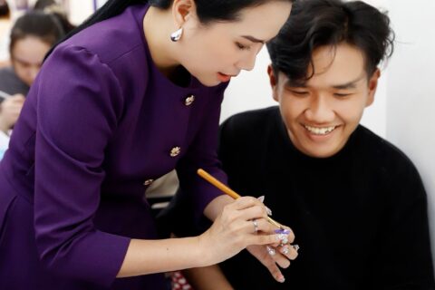 Tận tình hướng dẫn