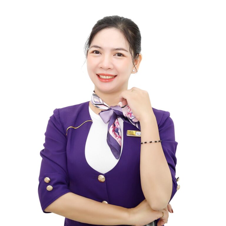 Lớp học thực hành nail tại Kelly Pang