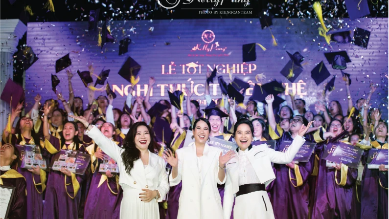 Khóa đào tạo giảng viên nail tại Kelly Pang