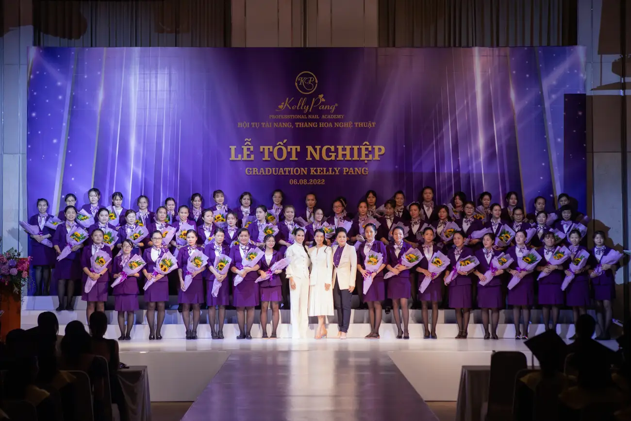 Lễ tốt nghiệp Kelly Pang 2022: Dấu mốc thế hệ Nail mới