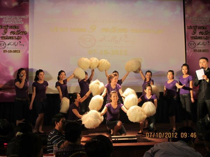 photo (2) photo 2 Tưng Bừng Kỷ Niệm 9 Năm Thành Lập Của KellyPang